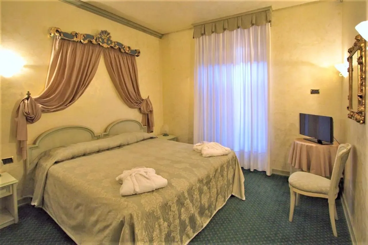 Hotel Colomba D'Oro Verona