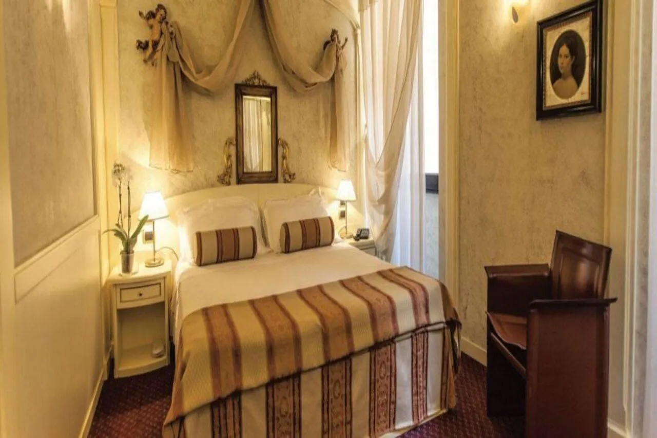 ****  Hotel Colomba D'Oro Verona Italy