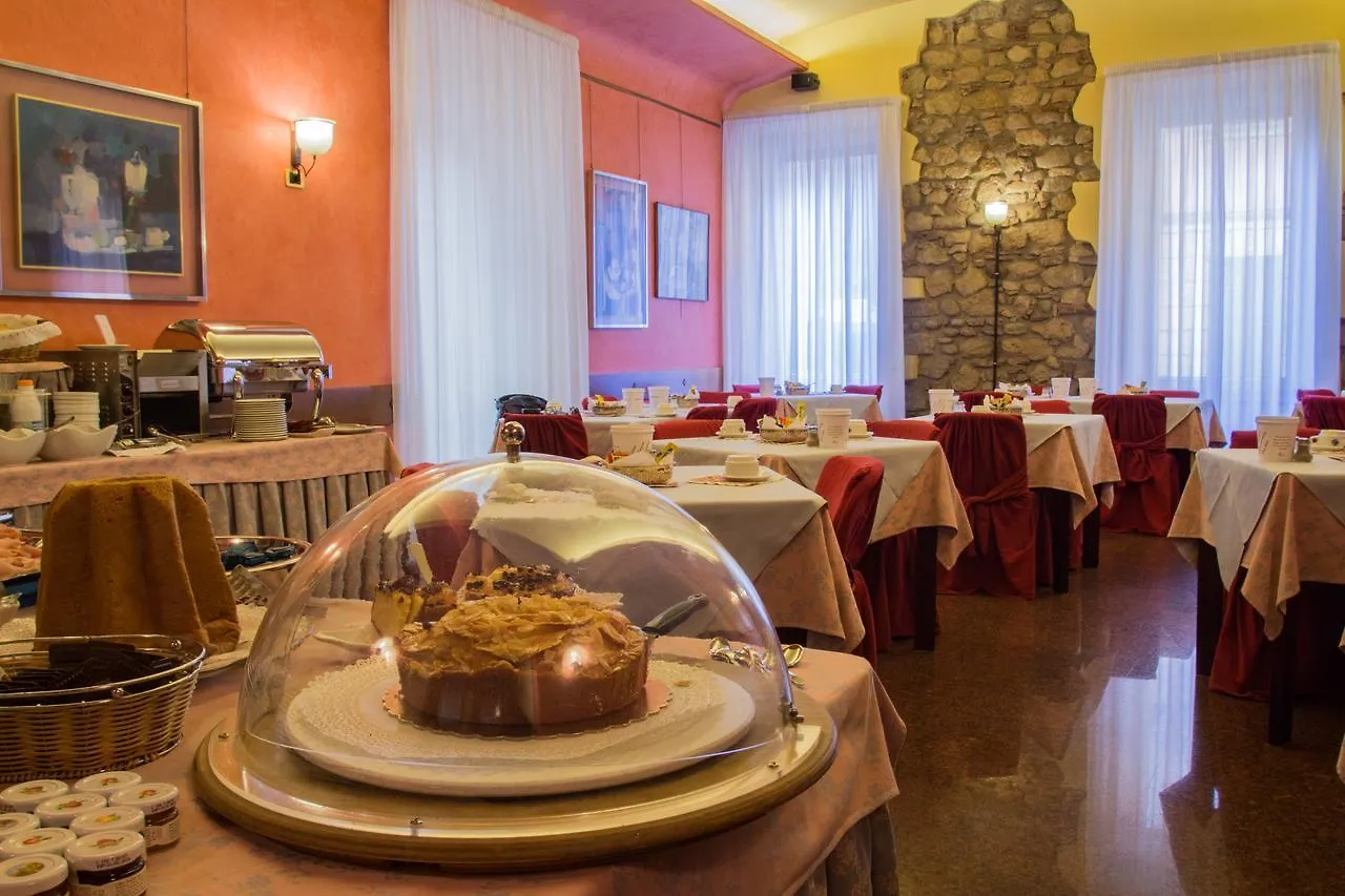 Hotel Colomba D'Oro Verona 4*,