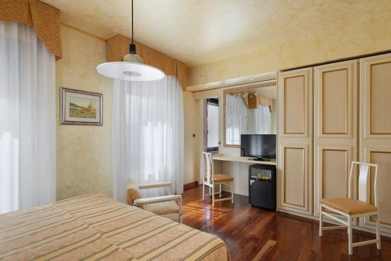 Hotel Colomba D'Oro Verona Itália